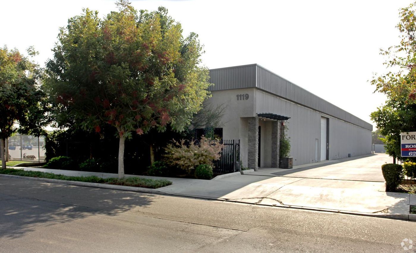Office/Warehouse W/Showroom - Ben Maddox Way photo 1