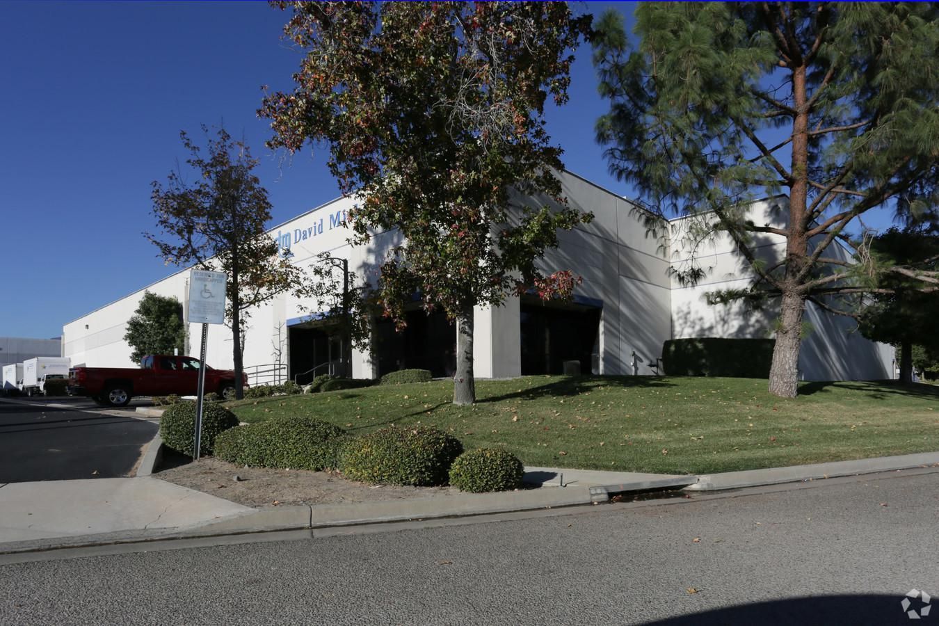 San Bernardino-2344 Saratoga Way photo 1