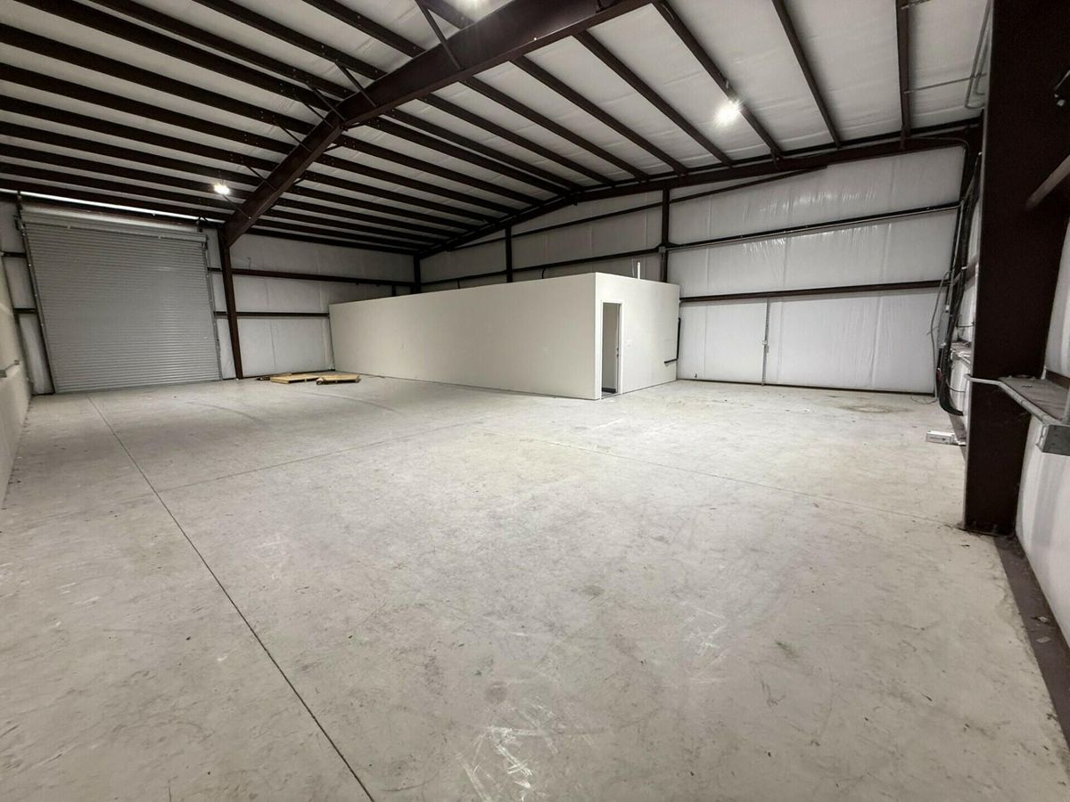 303 Navarro Drive photo 4