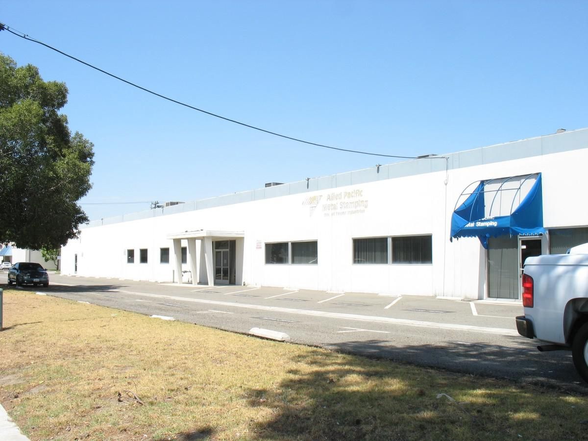 2951 E. La Palma photo 4