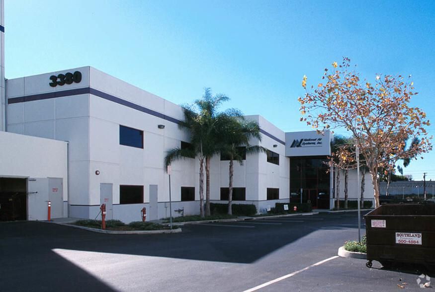 Building F 3378-3380 N San Fernando Rd photo 4