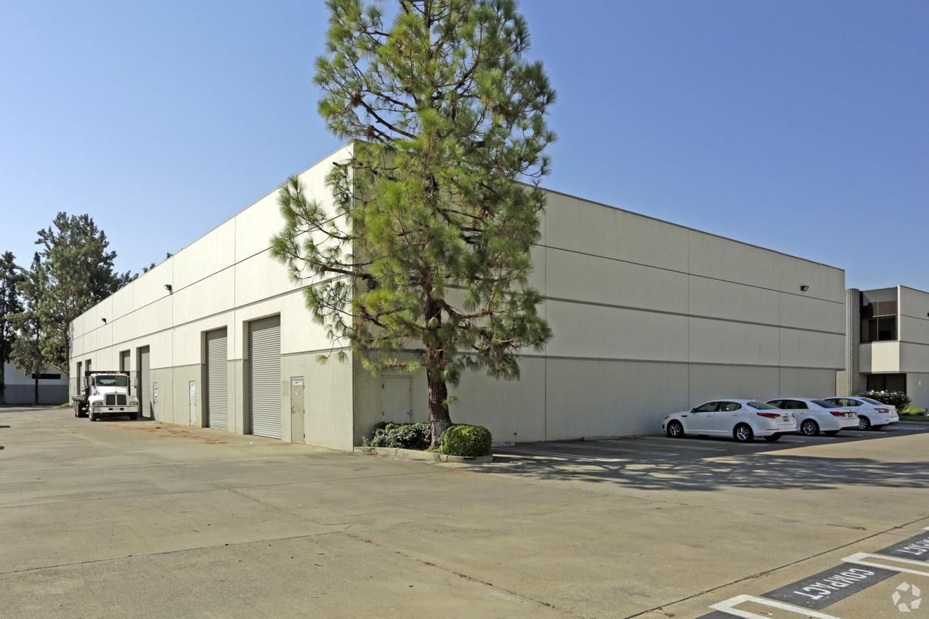 Valencia Industrial Center photo 4