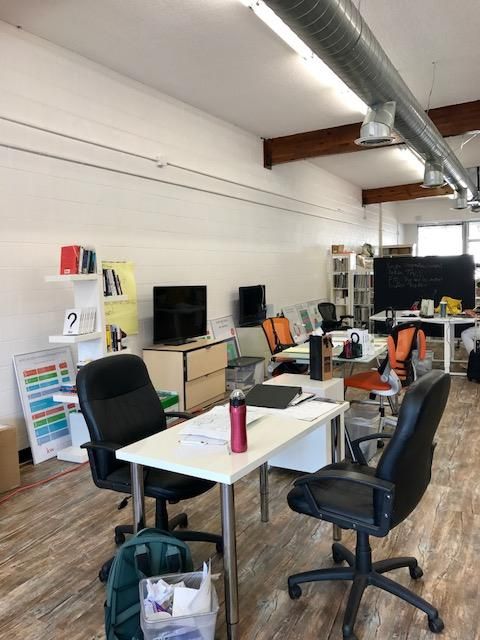 Office/Retail Property For Lease photo 4