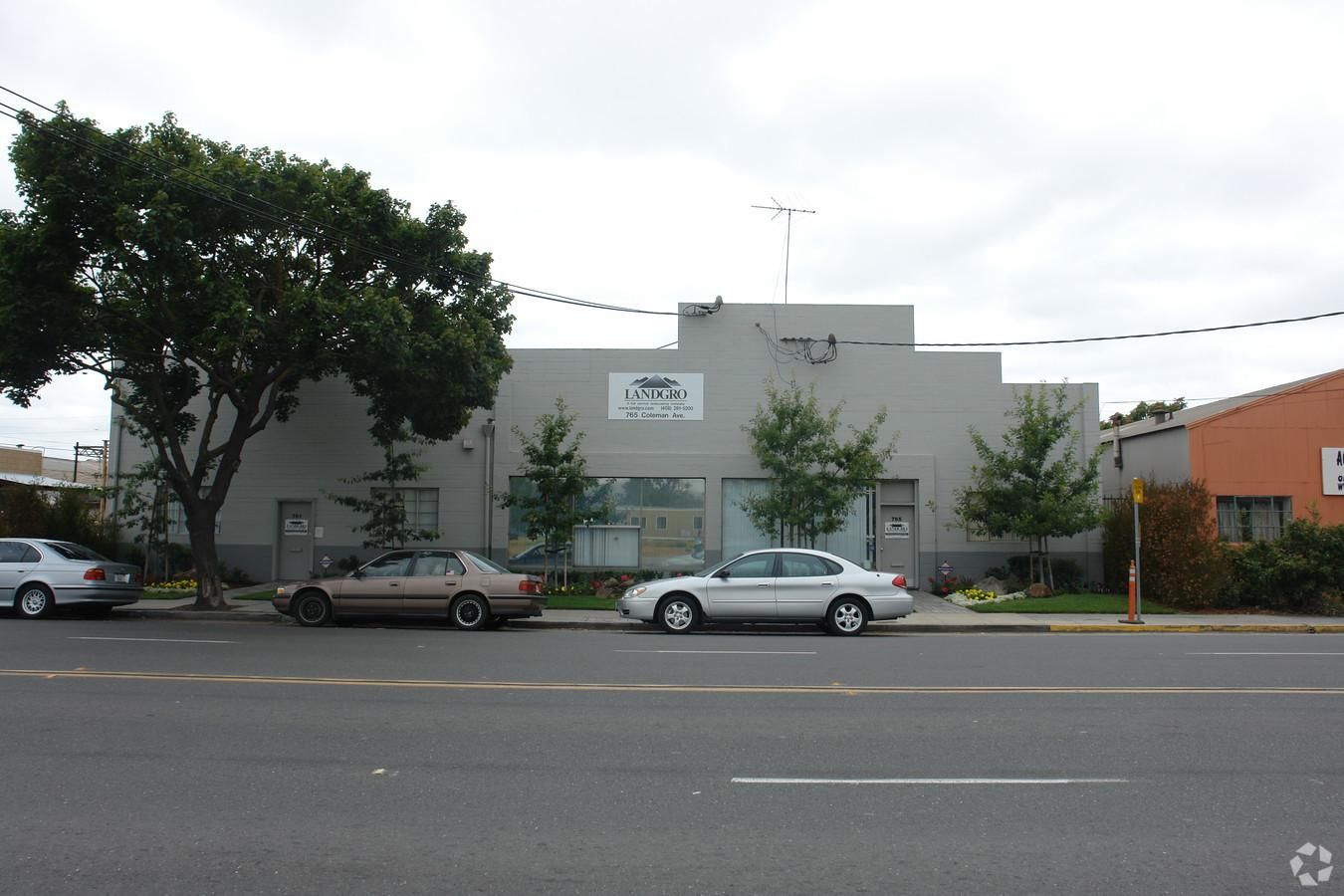 Industrial Property For Lease photo 1