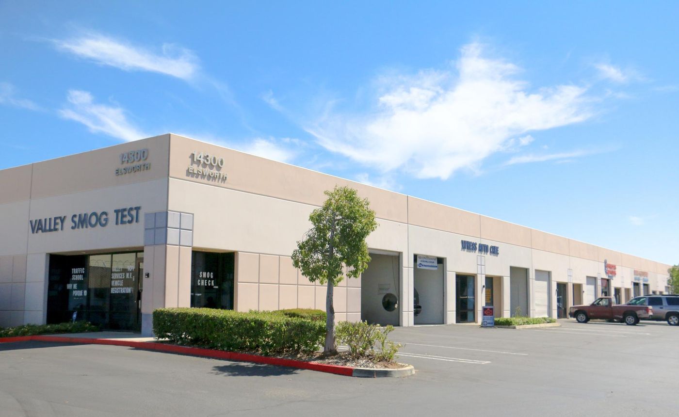 Moreno Corporate Center photo 1