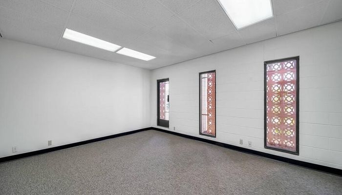 Warehouse Space for Rent at 14208 Towne Ave Los Angeles, CA 90061 - #19