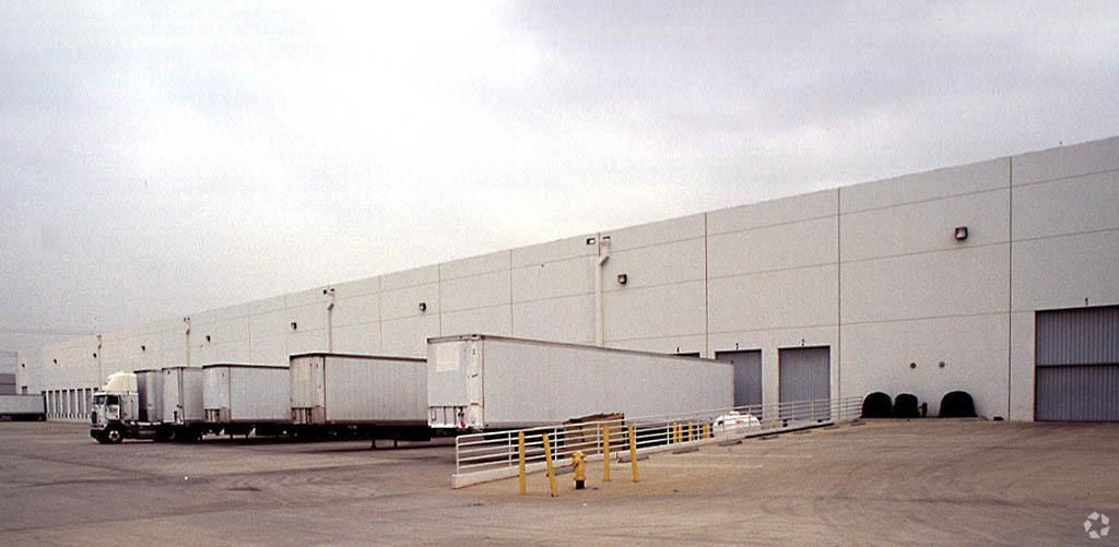 Sterling Series/Bldg C photo 4