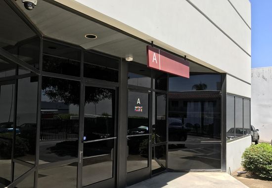 Lincoln Commercenter
