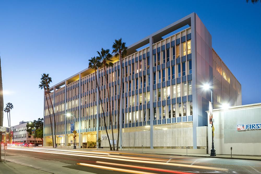 Palm Wilshire Bldg photo 1