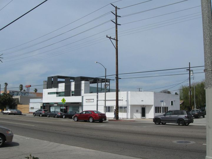 SILICON BEACH FLAGSHIP -BUY or LEASE w OPTION
