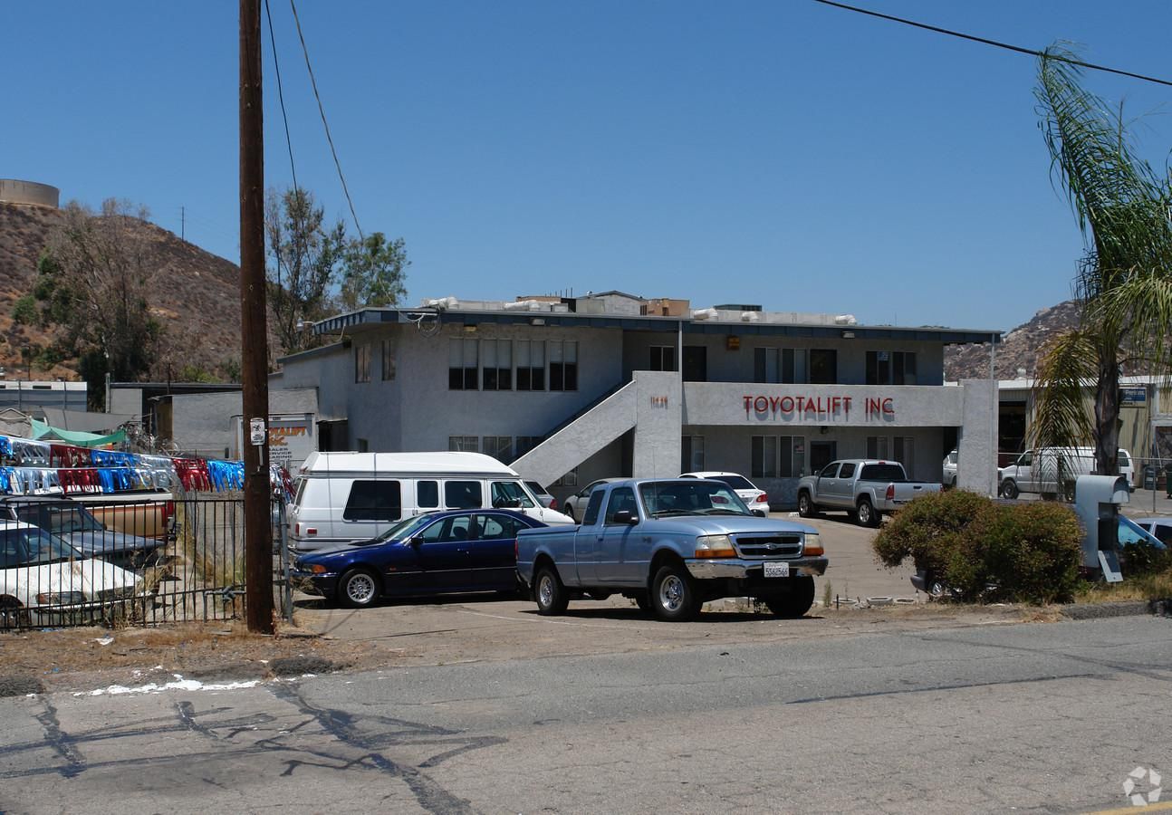 Office Property For Lease photo 2