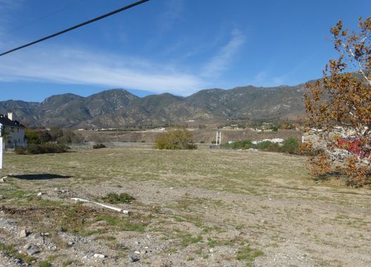 FREEWAY FRONTAGE, LEASE OR SALE
