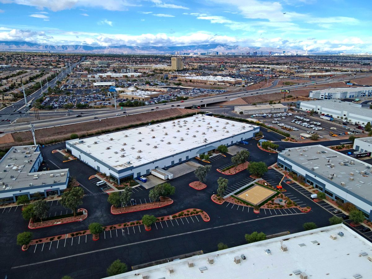 Henderson Commerce Center | Warm Springs photo 4
