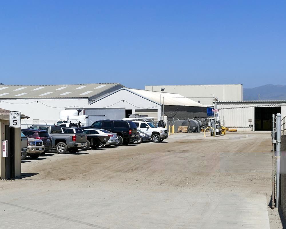 909 Harkins Road photo 3