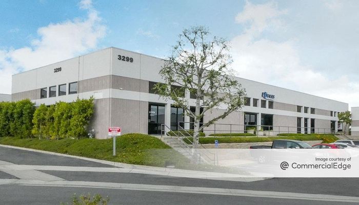 Warehouse Space for Rent at 3301 East Hill Street Signal Hill, CA 90755 - #4