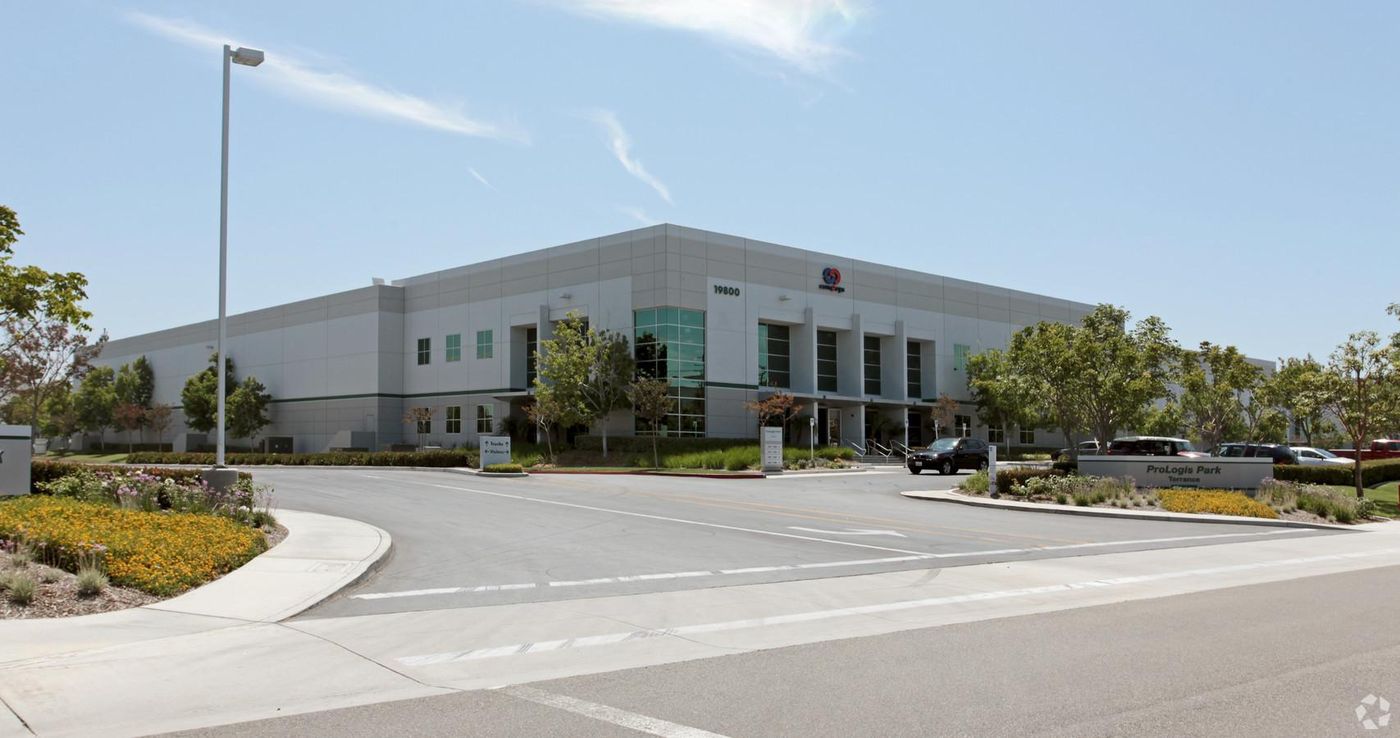 Bldg 3 photo 1