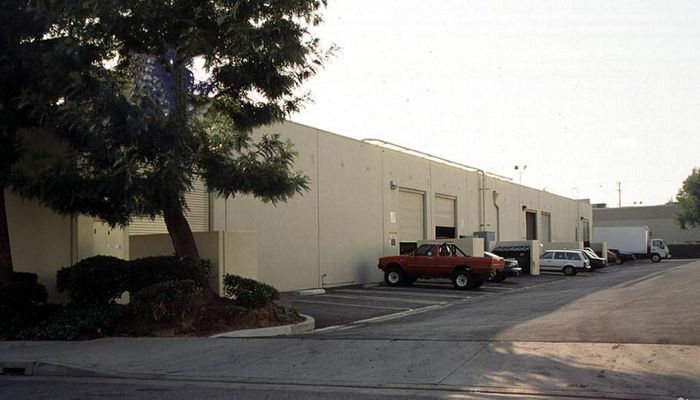 Warehouse Space for Rent at 9155 Alabama Ave Chatsworth, CA 91311 - #11