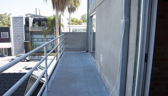 Office Space for Rent at 1350-1352 Abbot Kinney Blvd Venice, CA 90291 - #4