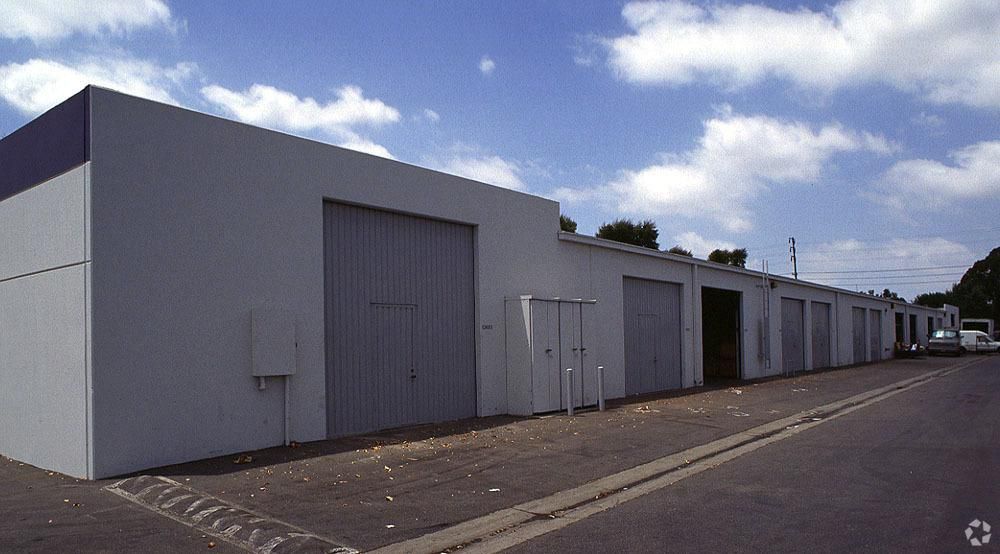 Bldg 3 photo 2