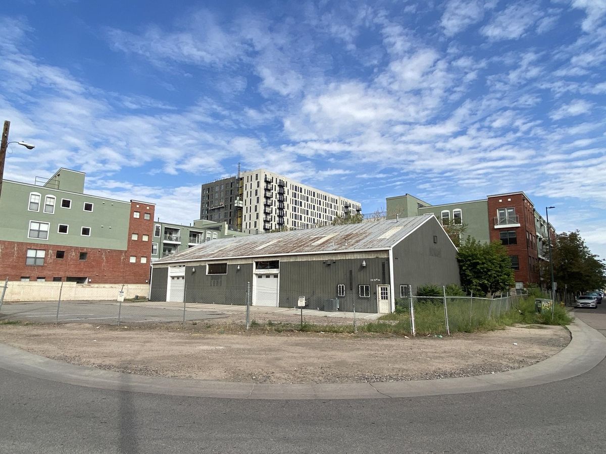 601 West 29th Avenue photo 2