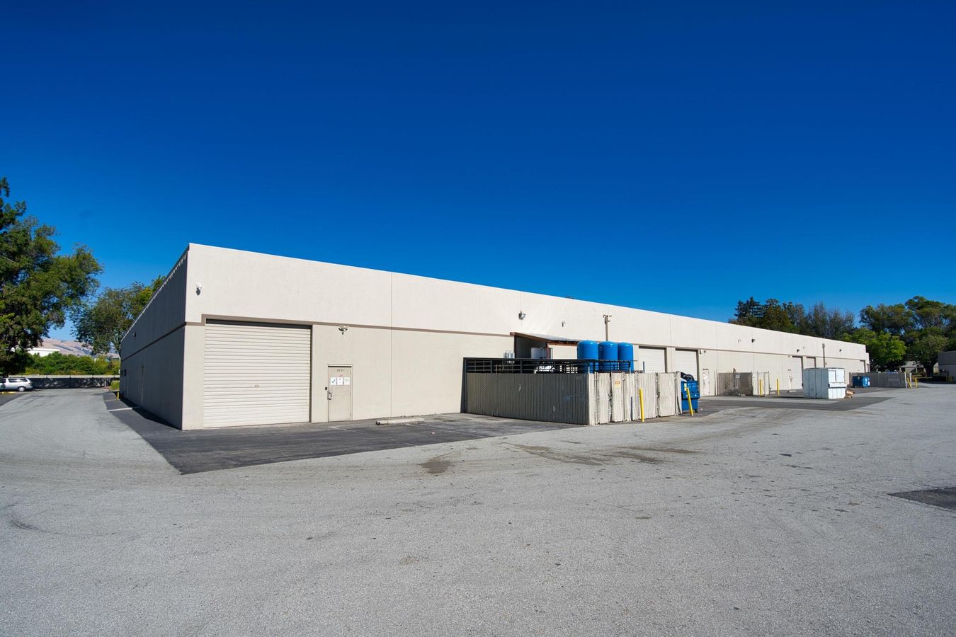 Charcot Industrial Park photo 4
