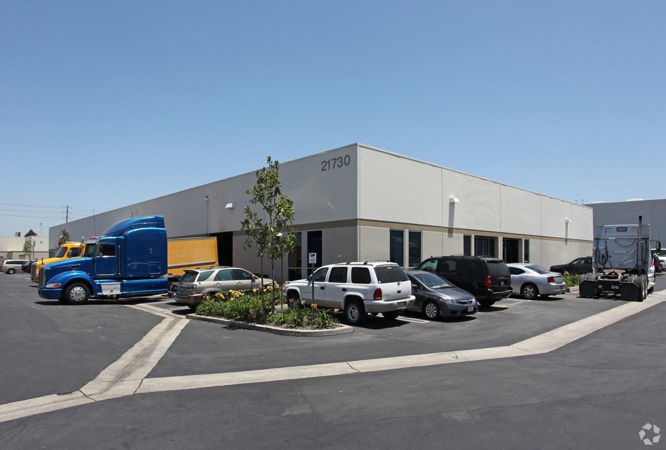 Bldg 1 photo 1