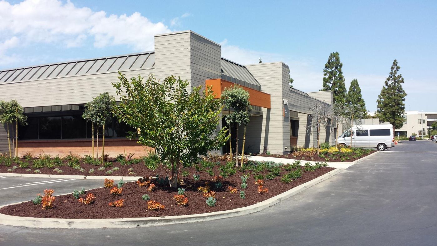 Main and Redhill Business Center photo 1