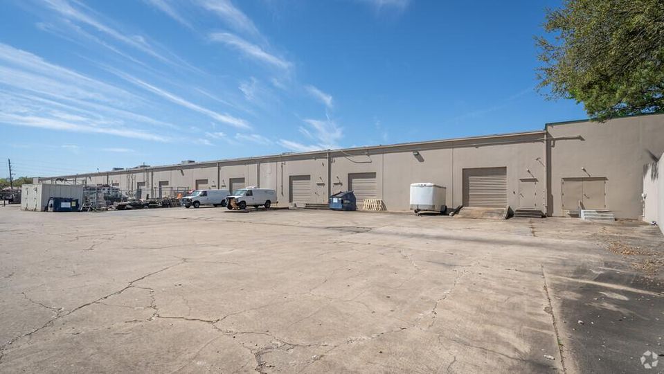 Meadowglen Business Park 11391 Meadowglen Ln