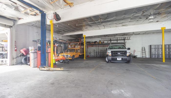 Warehouse Space for Sale at 7260 Atoll Ave North Hollywood, CA 91605 - #4