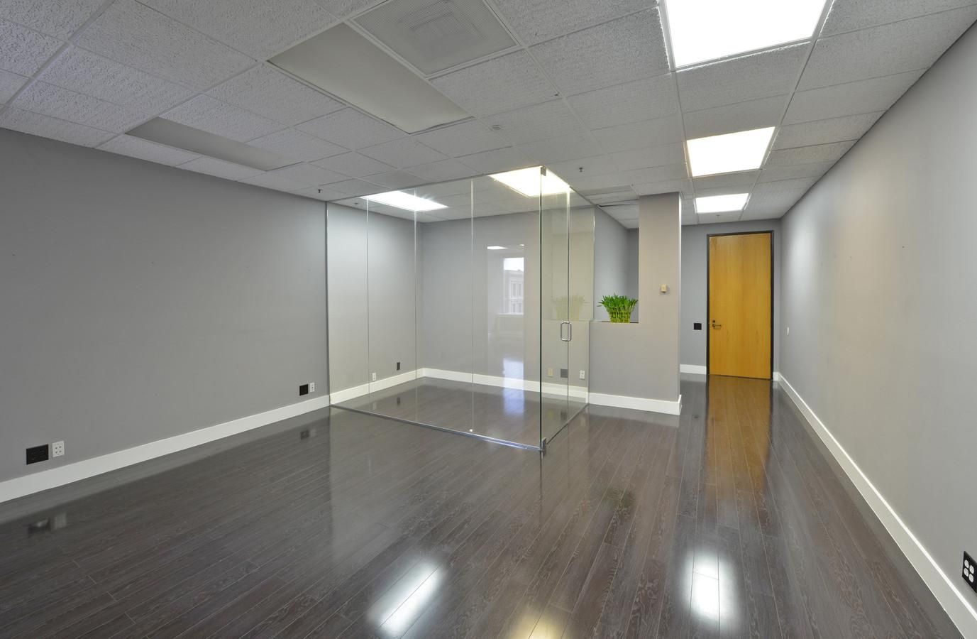 40,000 SF - 113,808 SF AVAILABLE photo 4