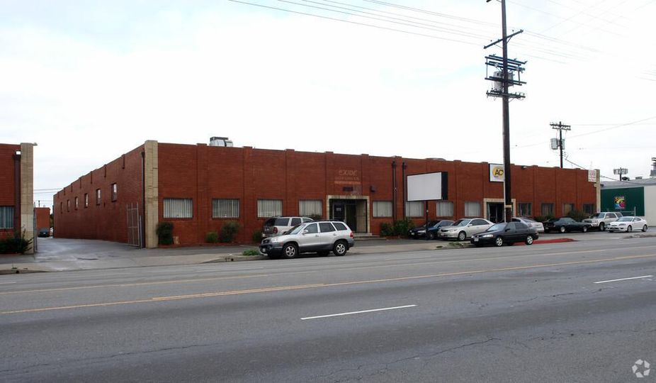 8155-8157 Lankershim Blvd