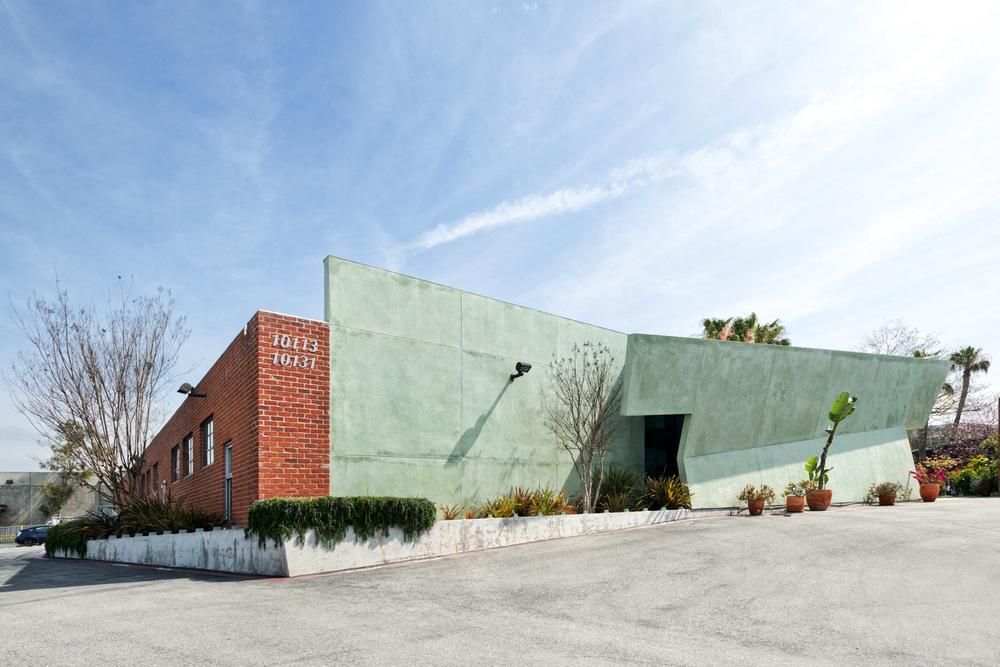10113 Jefferson Blvd photo 2