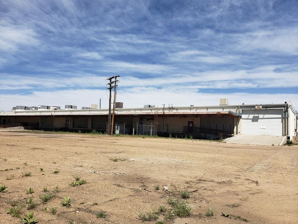 Industrial/distribution building photo 3