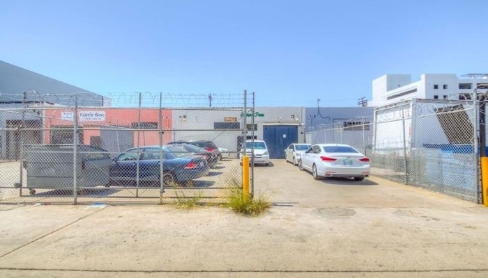 Warehouse Space for Sale at 769 E 14th Pl Los Angeles, CA 90021 - #9