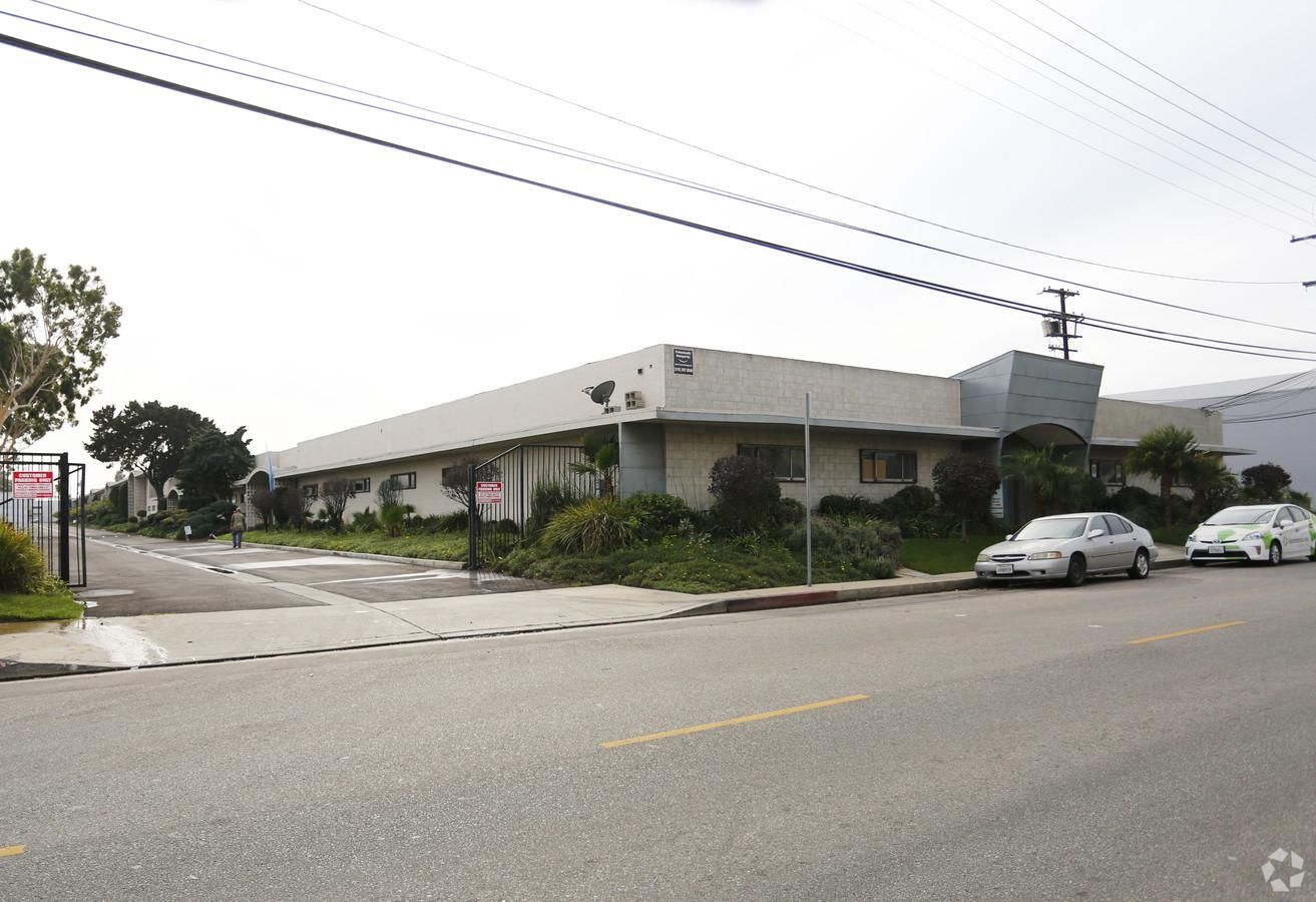 Industrial Property For Lease photo 3