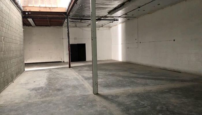 Warehouse Space for Rent at 911 W C St Wilmington, CA 90744 - #12