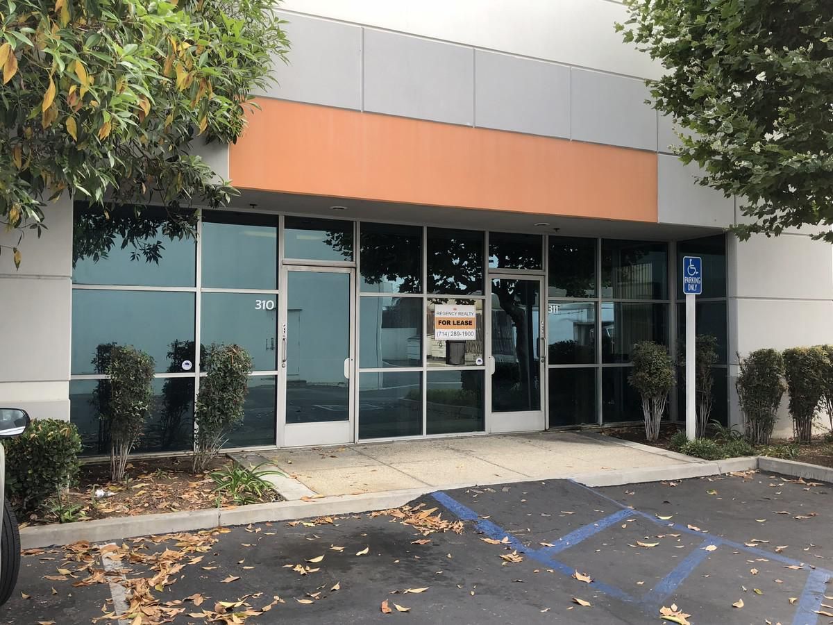 Lambert Commercenter photo 3