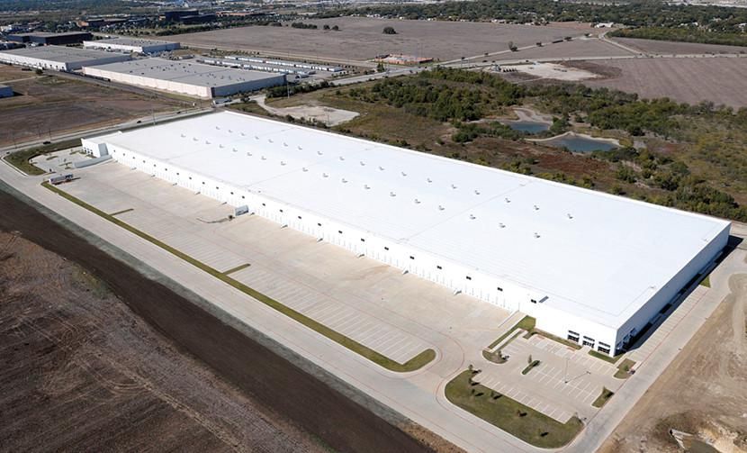 35/20 Crossroads Distribution Center 6601 Oak Grove Rd photo 2