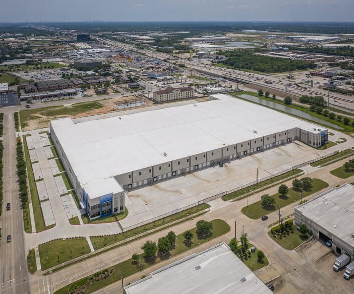 North Houston Logistics Center 30 Esplanade Blvd photo 2