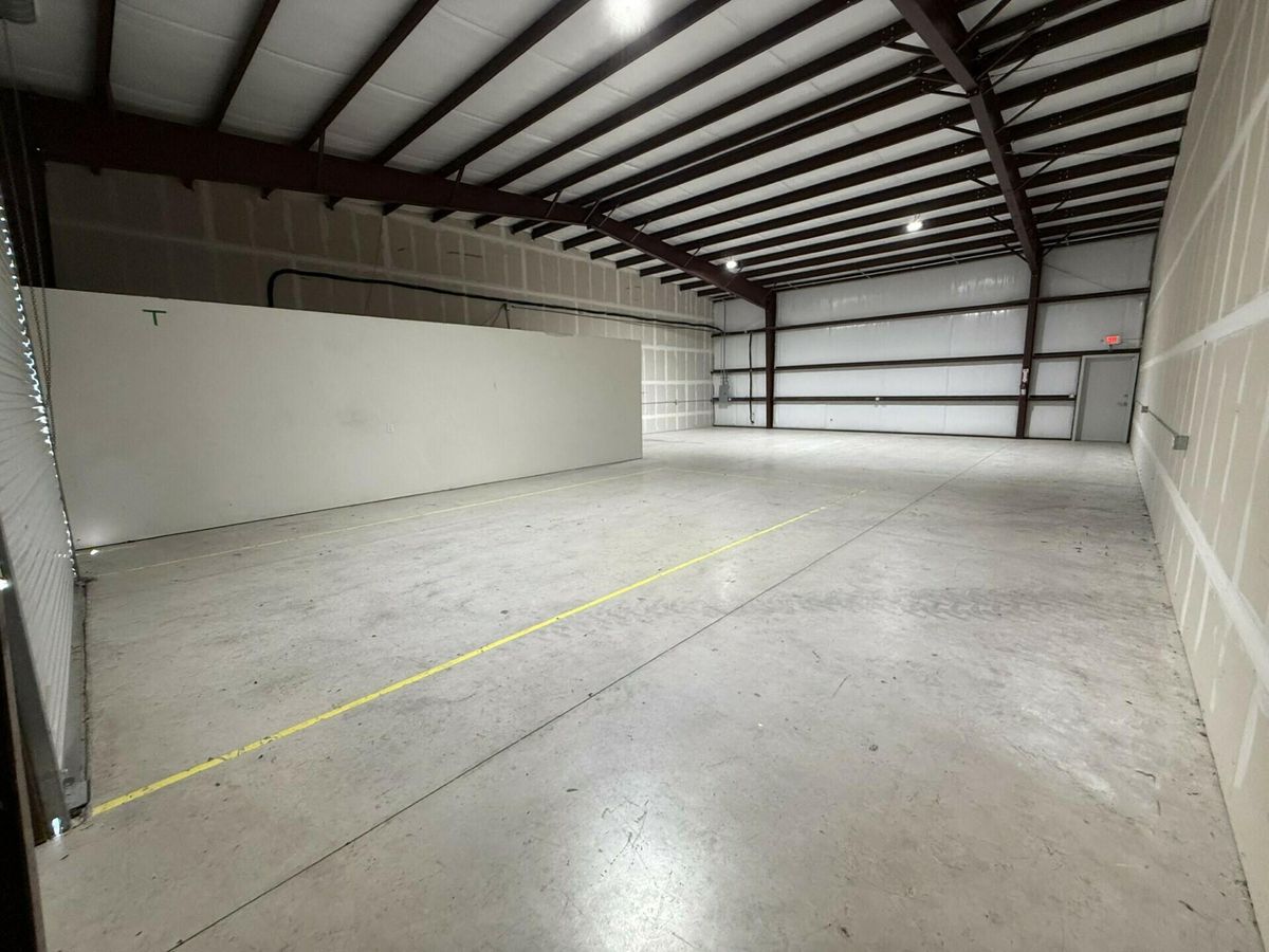 303 Navarro Drive photo 3