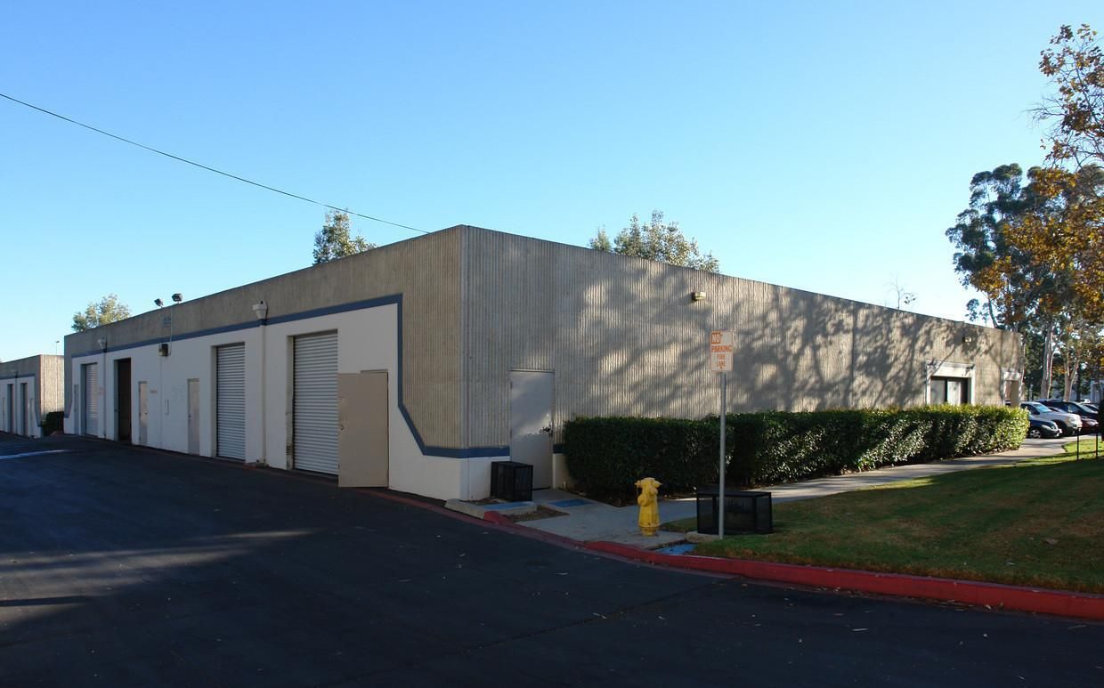 Short Term Warehouse Lease photo 3
