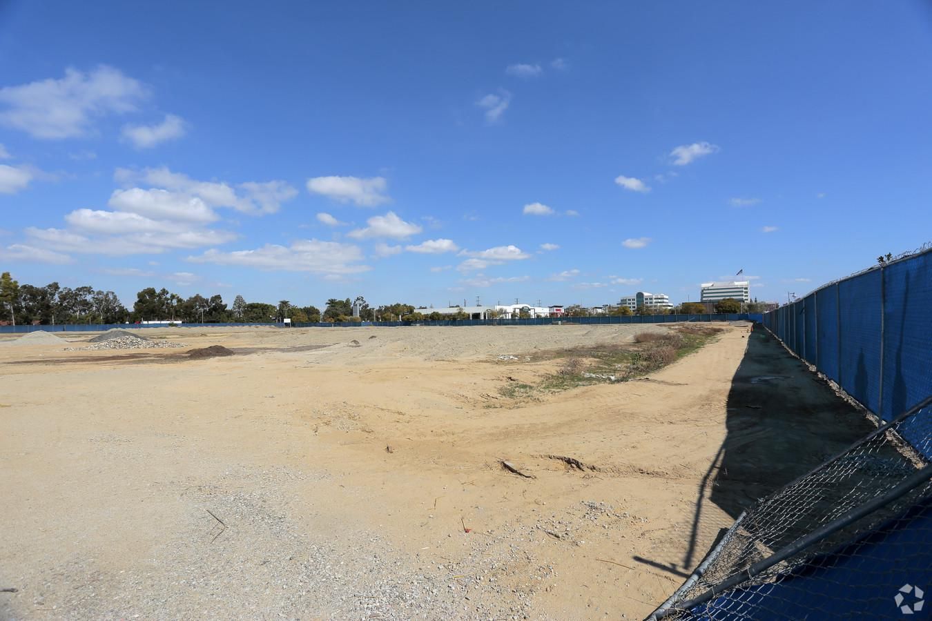 Bldg. 16 photo 4