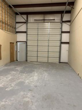 Prairie Creek Business Park 600 Bear Cat Rd