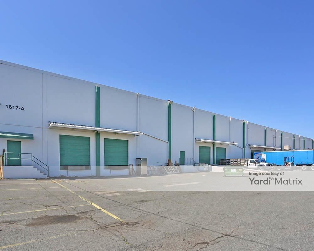 1609 Whipple Road photo 3