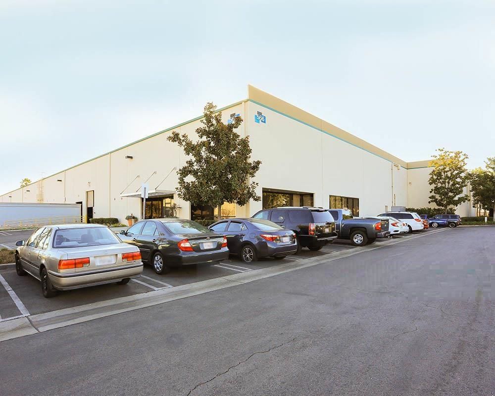 Sunset Distribution Center - 566 Vanguard Way photo 2