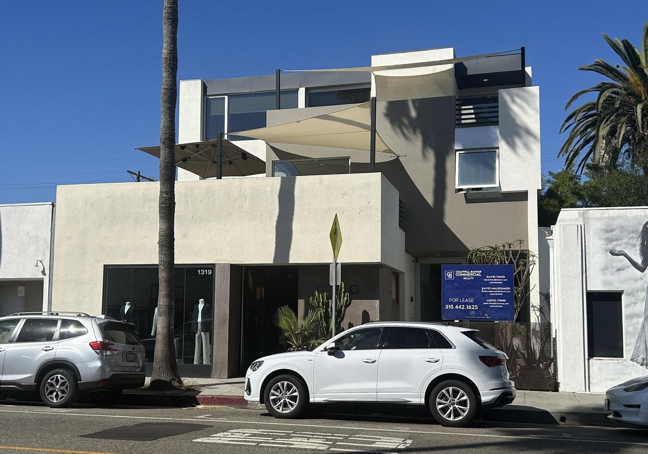 1319 Abbot Kinney photo 3