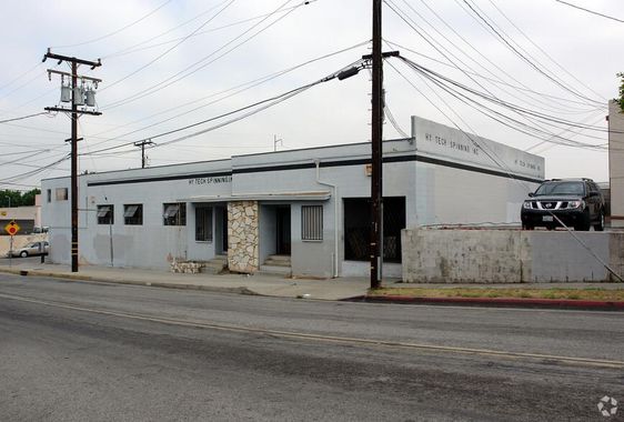 115 W Hyde Park Blvd