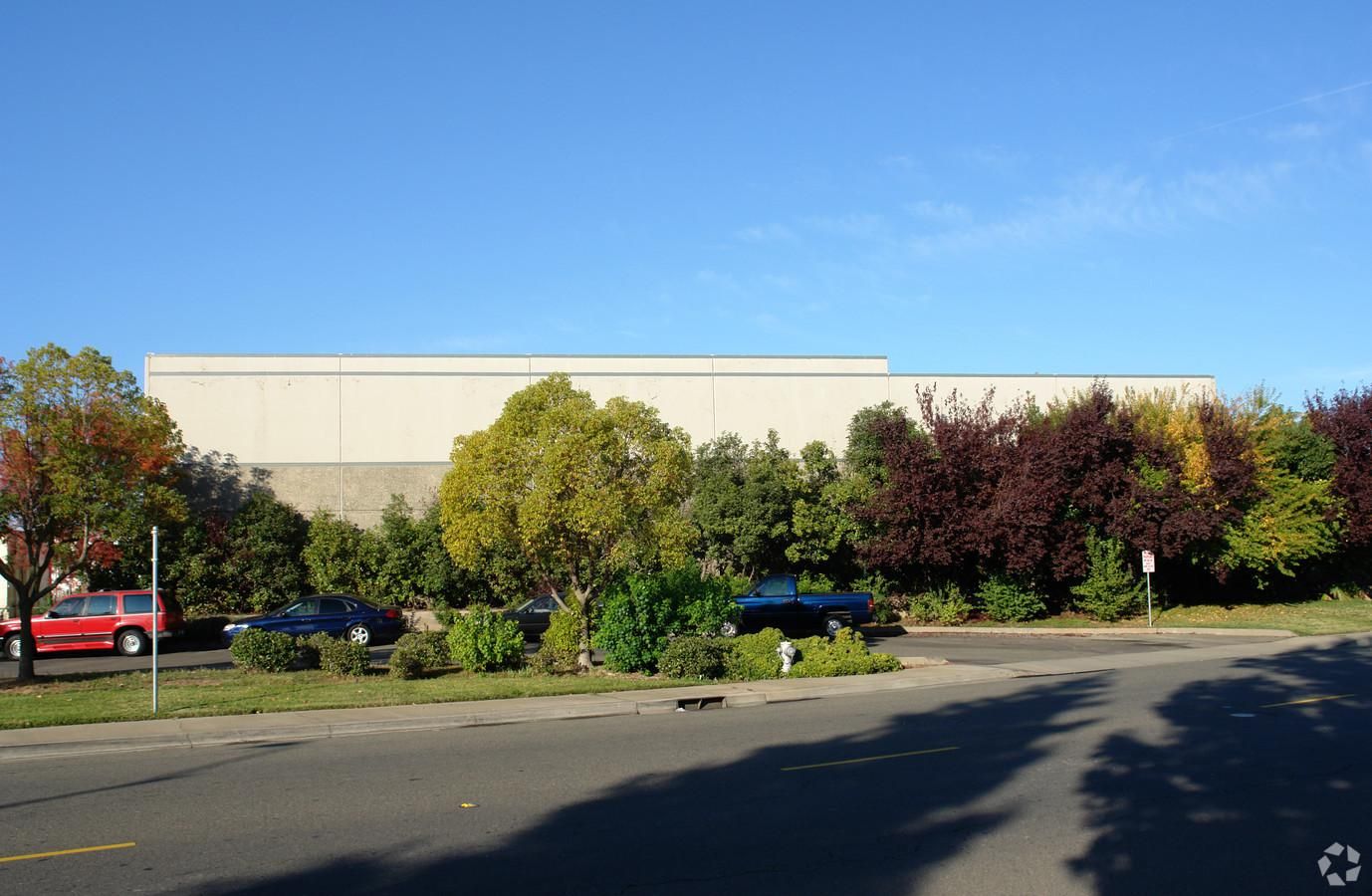 Industrial Property For Lease photo 2