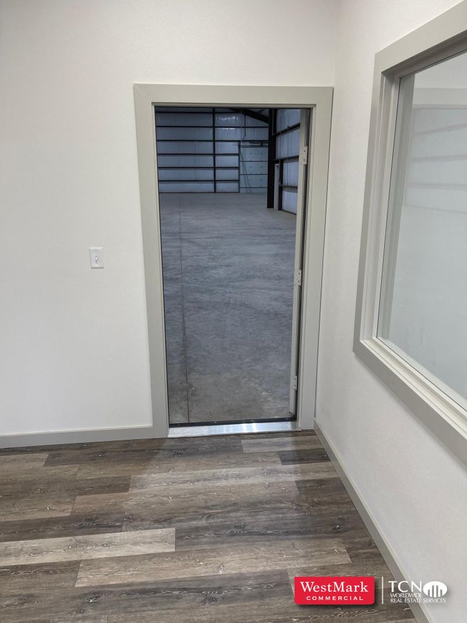 Coming soon 10,250 Sf Office Warehouse with Stackyard photo 3