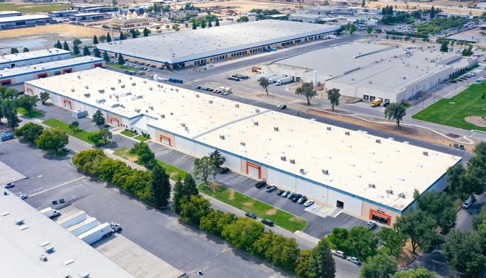 Warehouse Space for Rent at 2904 S. Angus Avenue Fresno, CA 93725 - #2
